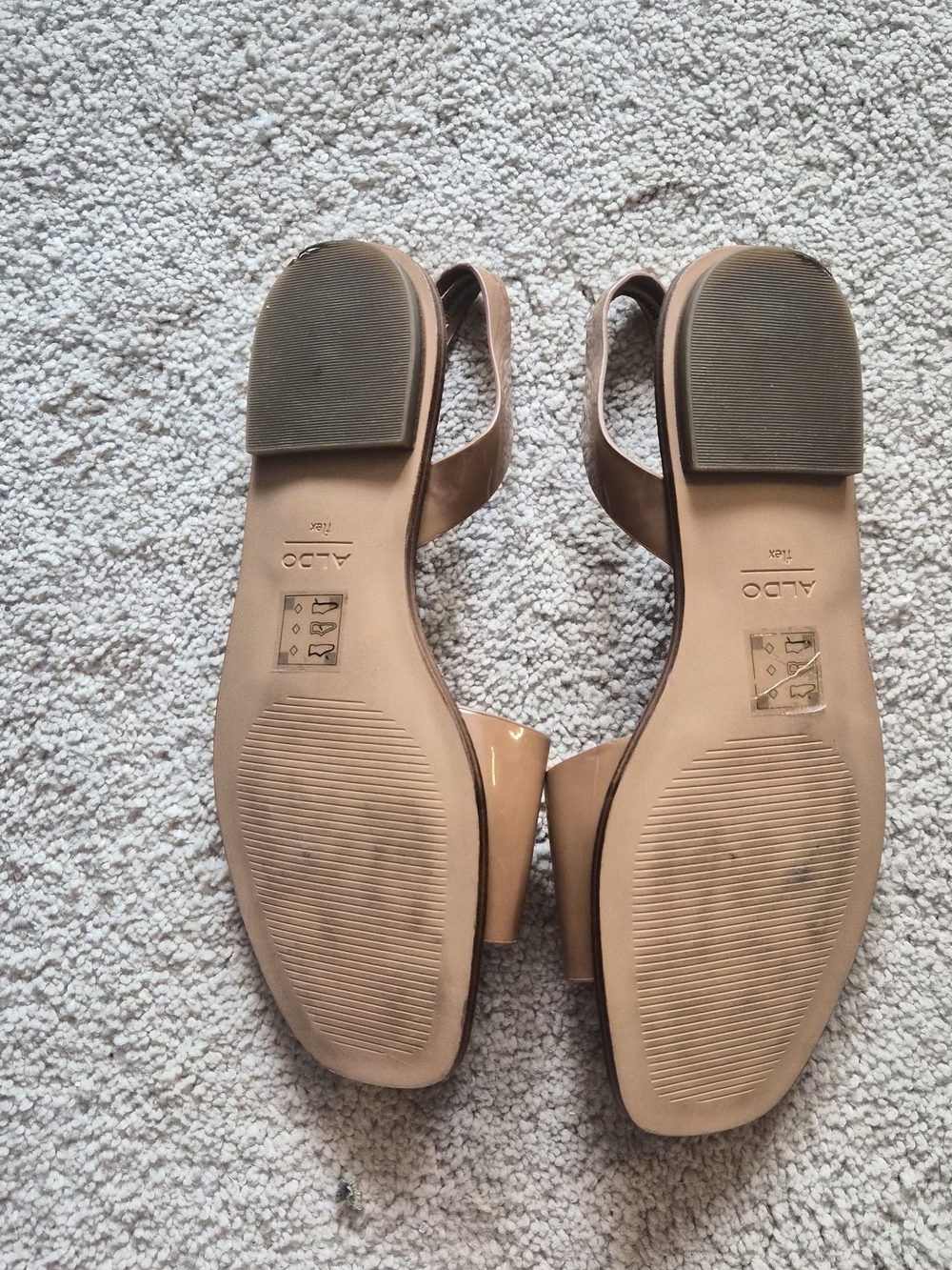 ALDO Tan Leather Slide Sandal with Gold Hardware - Picture 6 of 6